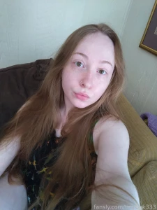 Fyp cute adorable natural nomakeup hippie longhair sexy hot redhead