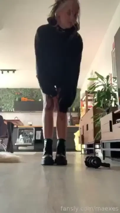 Getting fully undressed just leaving my docs on for you my pink pussy 