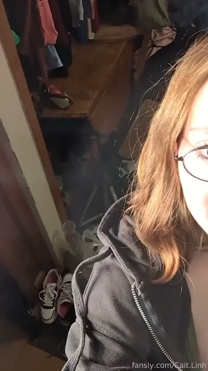 Cleaning my room tonight because i m a bad girl redhead redhair ginger 