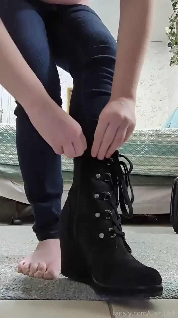 Trying on new shoes i love them of course another day another 