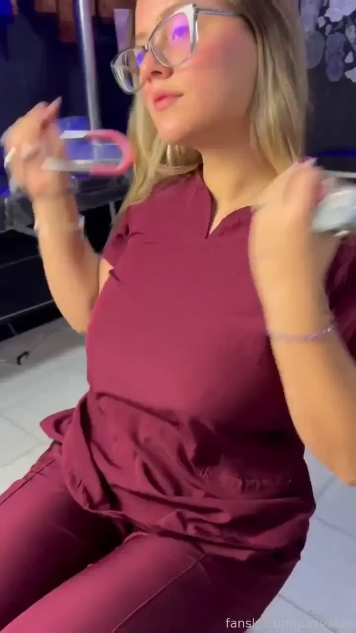 Your doctor needs a milk injection tu doctora necesita una inyeccion 