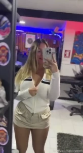 If you want to see more what are you waiting for write to me si