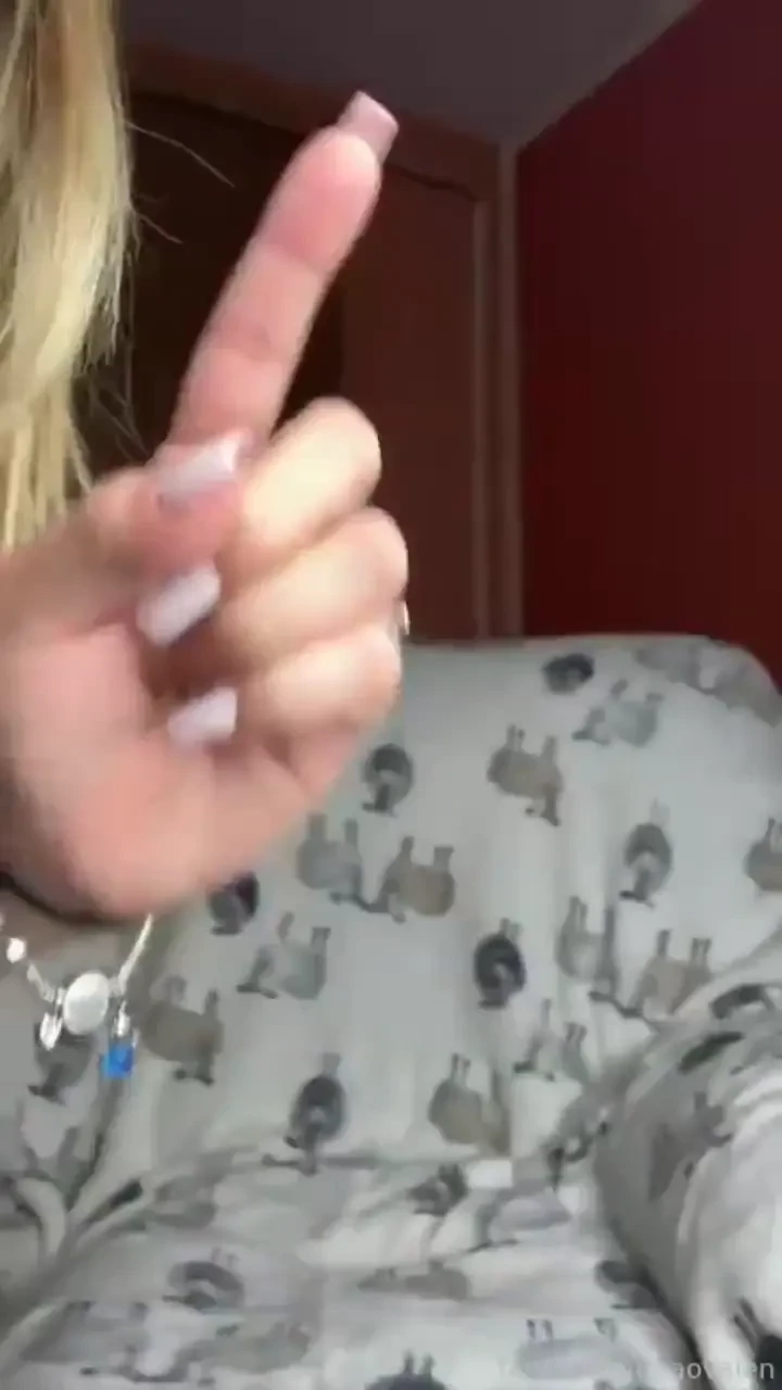 Video call now i m waiting for you with all my toys to have a crazy 