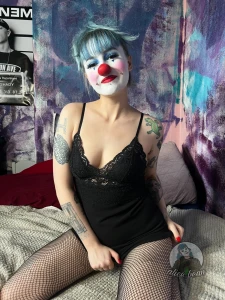 Fishnets clown clowngirl hairy uk british sexy smalltits petite part 3
