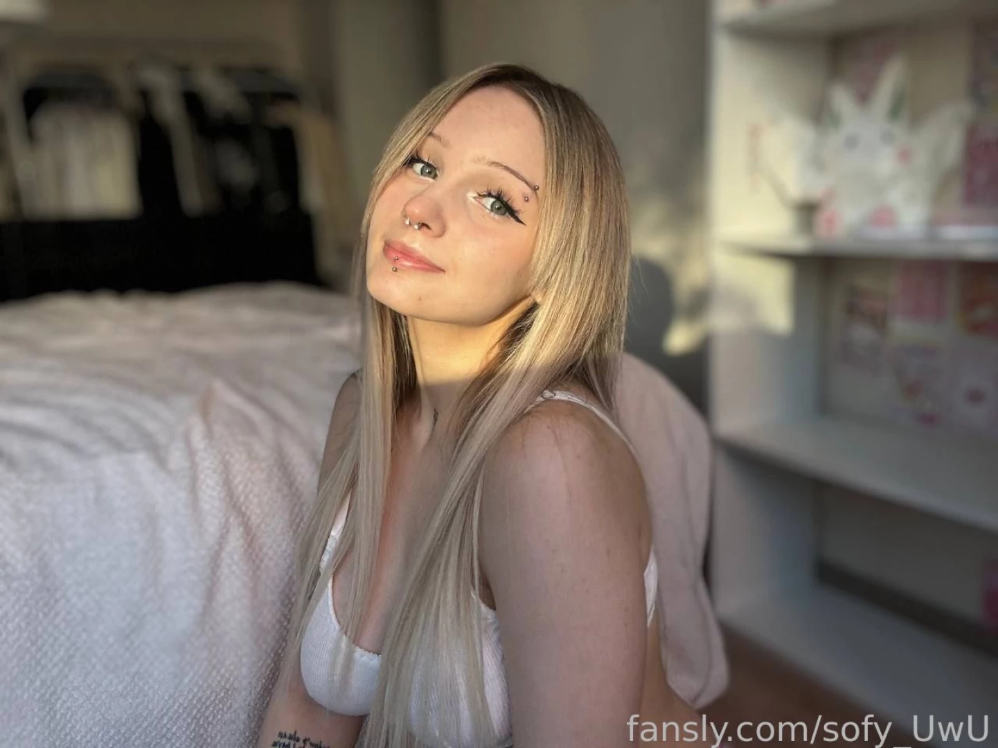 I will post as much of my face as i want to and you like it so don t 