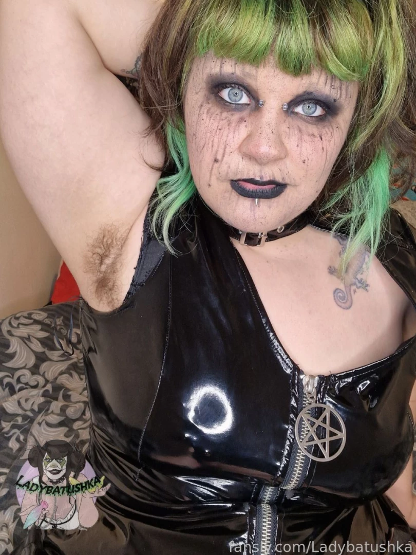 Do you like hairy girls hairy armpits hairypits hairyarmpits fetish part 2 