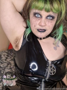 Do you like hairy girls hairy armpits hairypits hairyarmpits fetish part 2