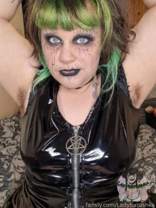 Do you like hairy girls hairy armpits hairypits hairyarmpits fetish