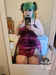 Random lt 3 gothgf alternative bbw plussize alternative goth piercings