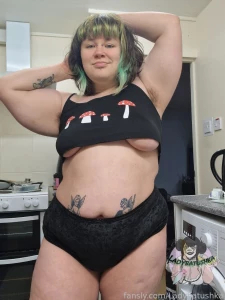 Mushrooom boobs mushroom underboob gothgf alternative bbw plussize part 1