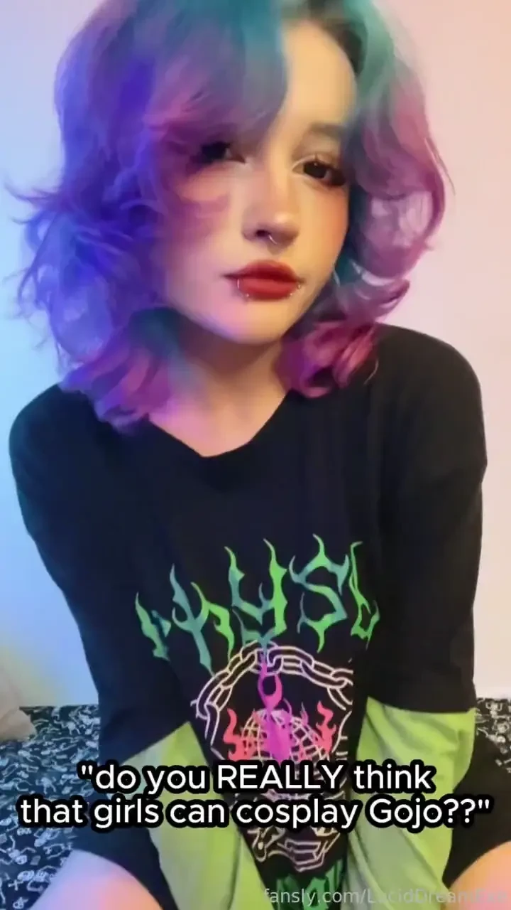 All wrapped up emo egirl shorthair anime hentai cutie coloredhair fyp 