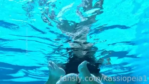 Jam out with your clam out naked pool milf fit pussy tits boobs wet