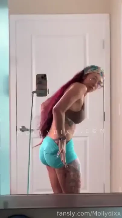 What s your preference boobs or butt tits musclemommy abs ass booty 