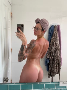 That miami sun did me goooood look at my watch tan line