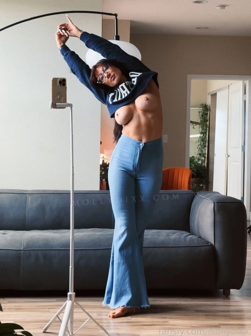Just trying to make your monday a little better did it work fyp boobs 