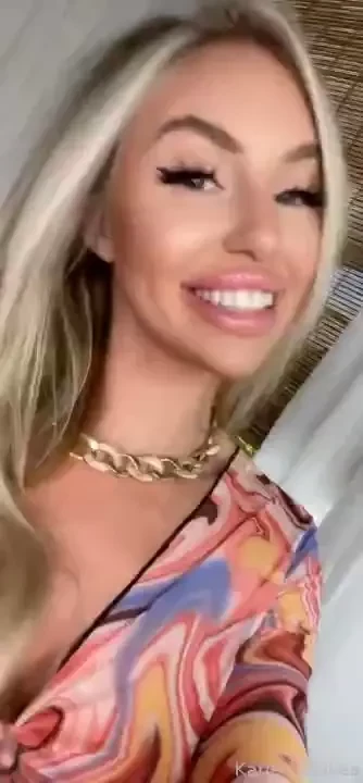 Show me the cock you wanna share with me right now i m so horny 