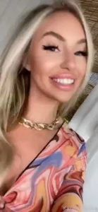 Show me the cock you wanna share with me right now i m so horny