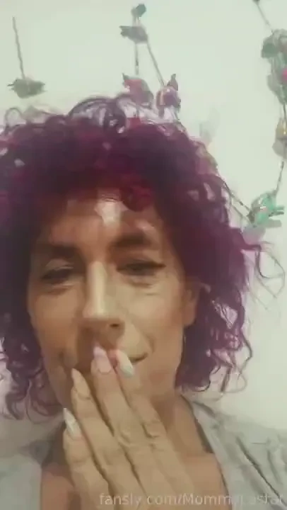 New nails dm me if you like them milf nails gilf granny 