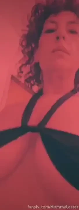 Ready to start this saturday with you my love dm me feeling naughty 