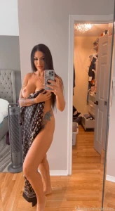 Don t you know that i m in the dms and waiting for you fyp busty bimbo part 1