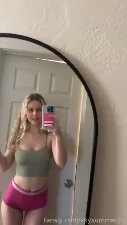 Live sexting video chats 50 each pay with a fansly tip blonde tits ass 