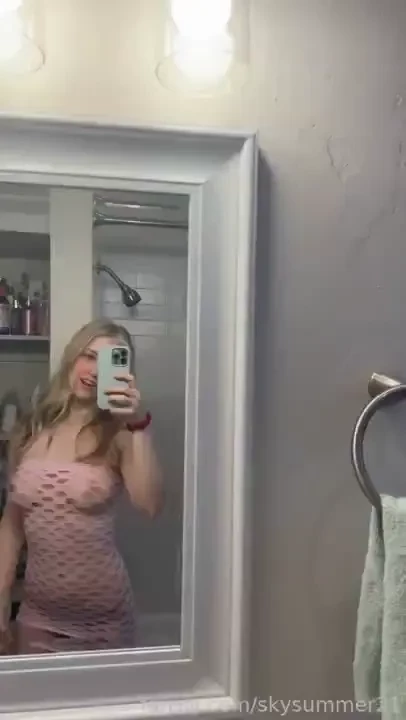 Subscribe to the daddy tier to unlock 13 full length videos of me 