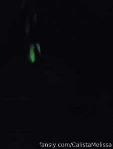 When the anal tentacle glows in the dark hugedildo dildo pussy