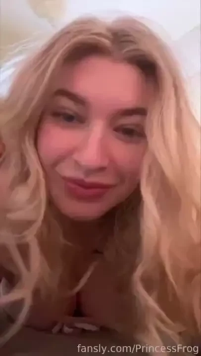 Do you like curly hair or straight my natural hair is straight curly 