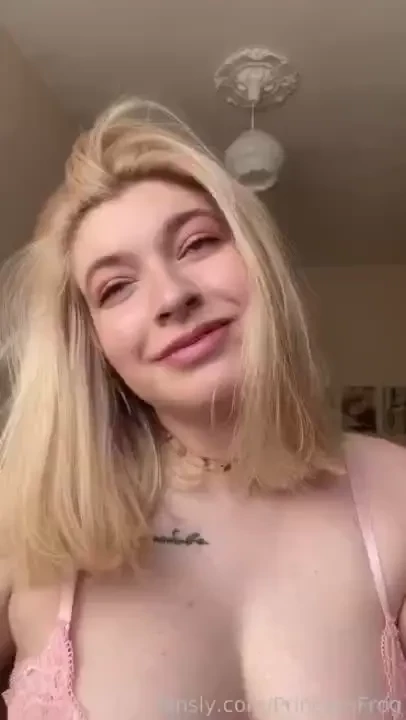 Hey your hot chubby blonde is here today i have very playful mood so 