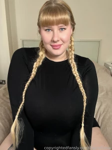 Take me hard don t be gentle i want to feel you inside me taking me