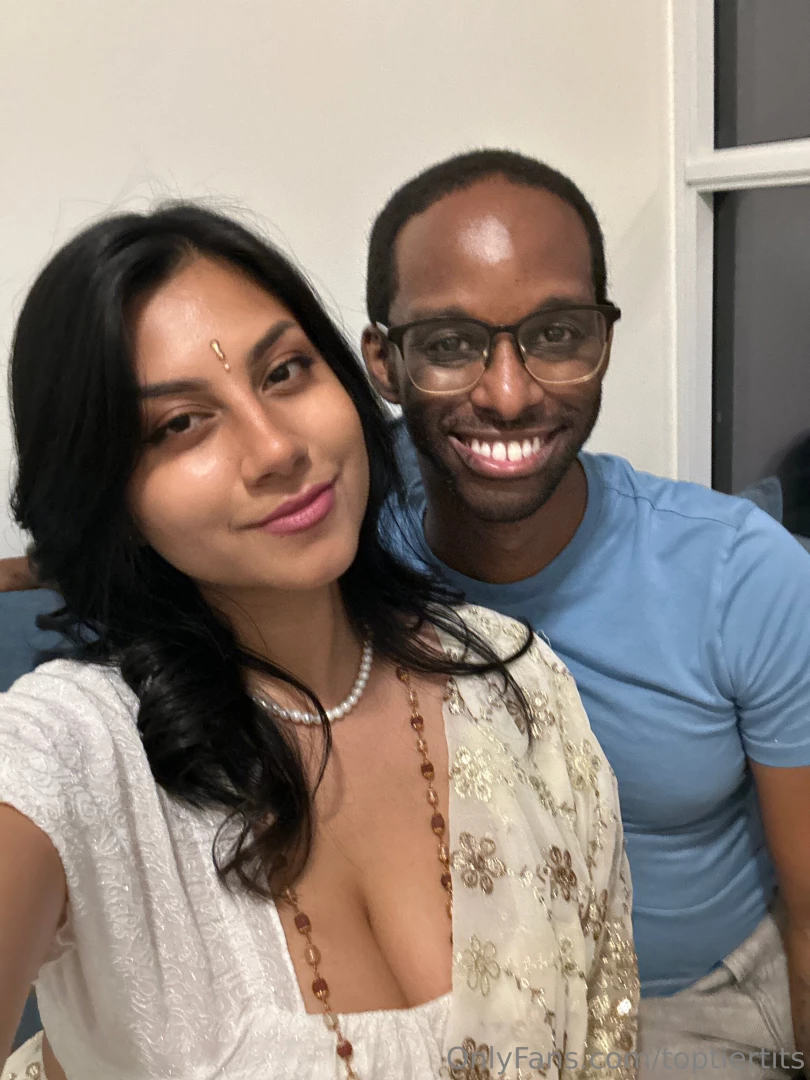 Trying to force myself to take more sfw pictures with my scene 