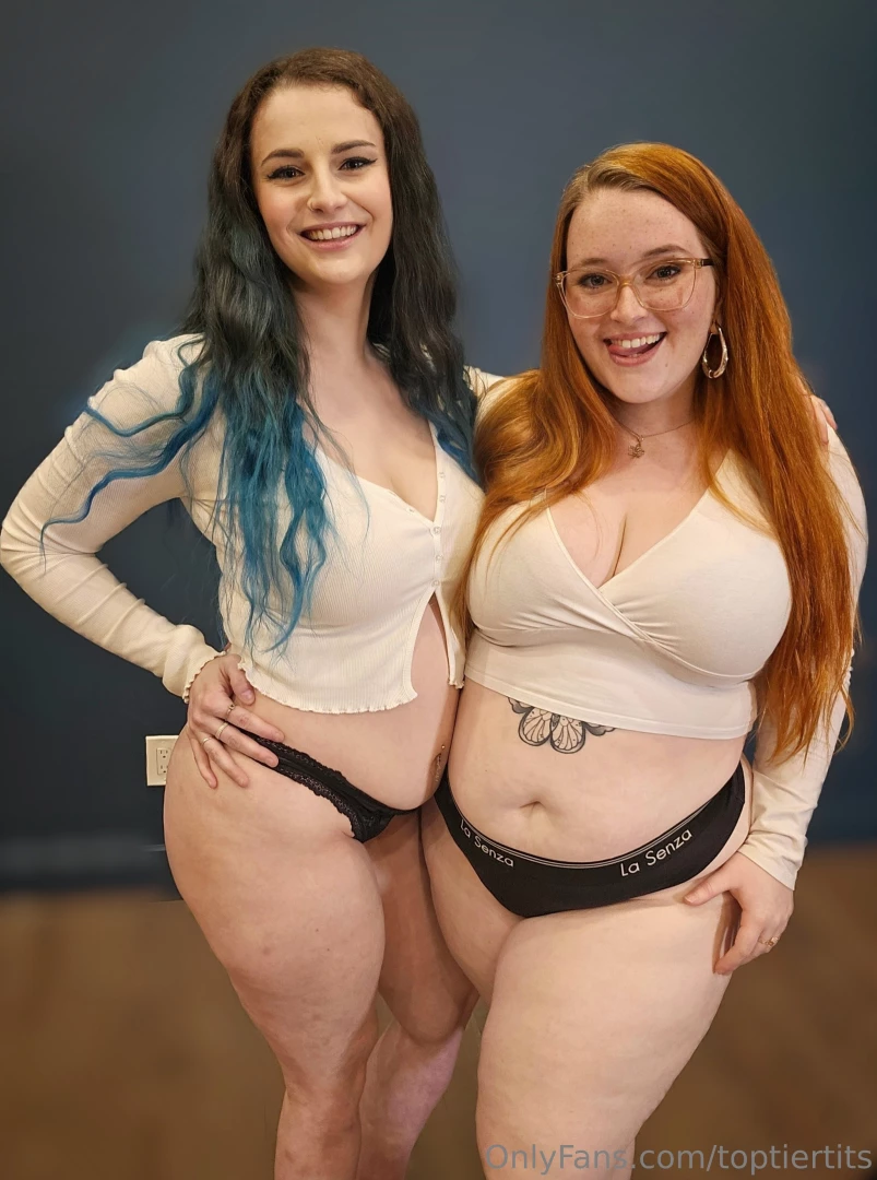 Photo set sfw french-canadian blowjob and titfuck double team i think part 12 