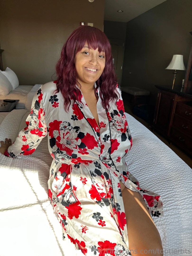 Anastasia s sunlit massage and nursing handjob photo set 1 model part 1 