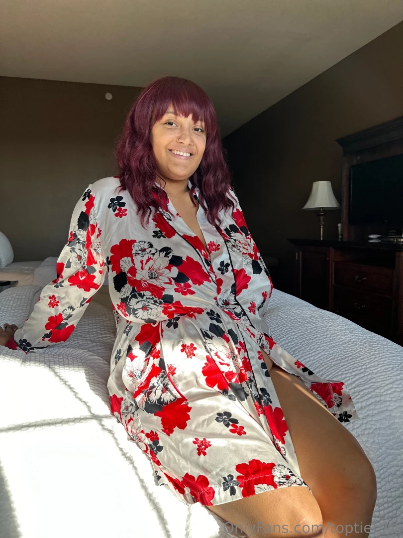 Anastasia s sunlit massage and nursing handjob photo set 1 model part 2 