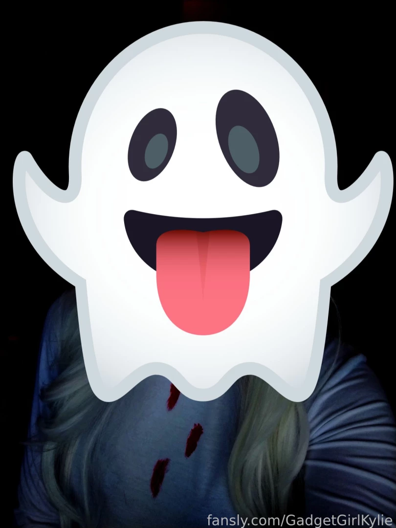 Open to get some bonus ghost halloween cosplay pics silver kitten subs 