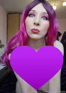 Got some sexy lingerie nightwear pics for you today if you open this 4 part 2