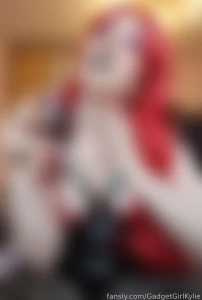 Vampire cosplay - bundle 2 no hood in this bundle the long crimson part 3