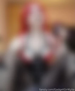 Vampire cosplay - bundle 2 no hood in this bundle the long crimson part 1