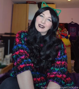 Cosy love heart jumper today i am looking forward to some warmer
