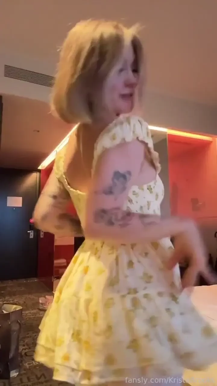 Dress stockings cute kawaii natural sweet blonde teen 18 tiktok 