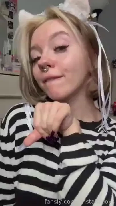Are you afraid of my long nails blonde cute kawaii waifu uwu sweet 