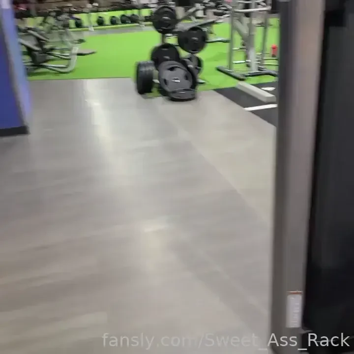 Public t amp a flashing fyp amateur milf public flashing bigtits part 12 