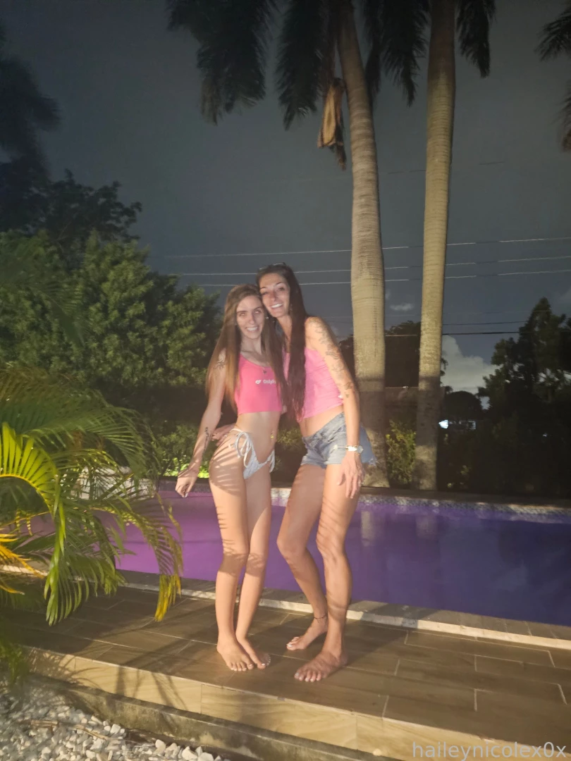 Come hangout with me and my sister tonight aaliyahmilan fyp brunettes 