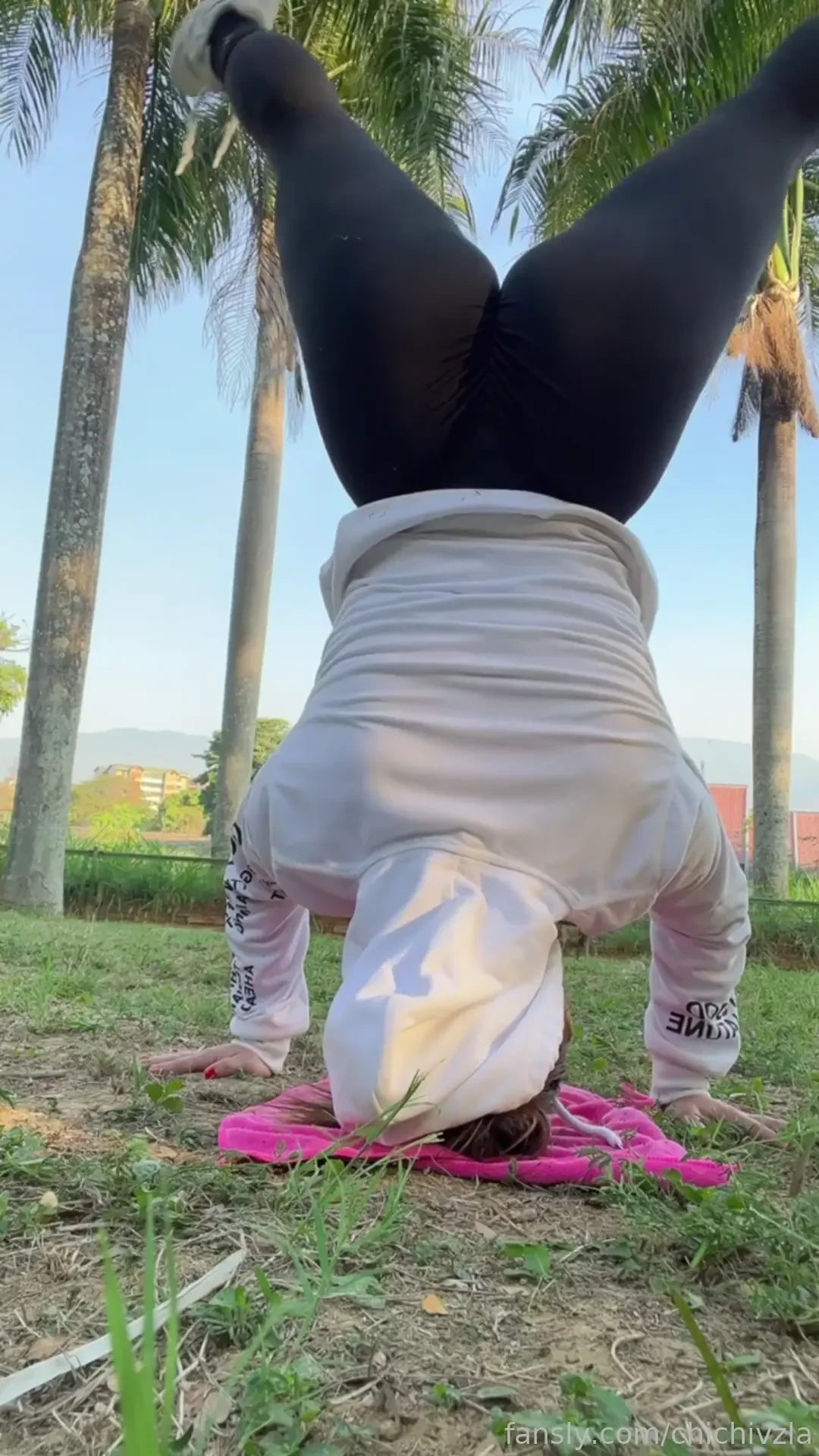 Do you like my stretches chichivzla ass pussy teen boobs petite young 