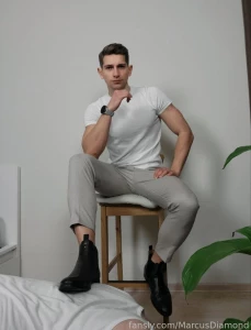 Take the right posture for your master part 1