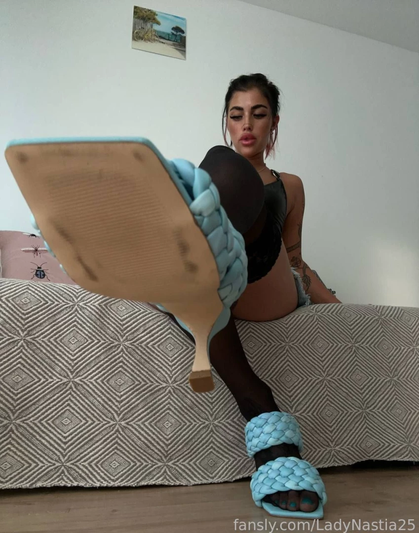 Look at my feet honey would you lick them or suck them part 3 