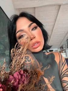 Ti stai perdendo nel mio sguardo eh part 1