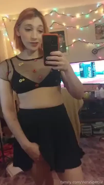 A few short vid clips of me playing with my dong this vid was too much part 1 