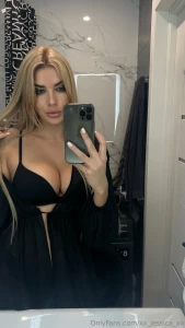 Ready to cum so hard together with me write me yes if you ready