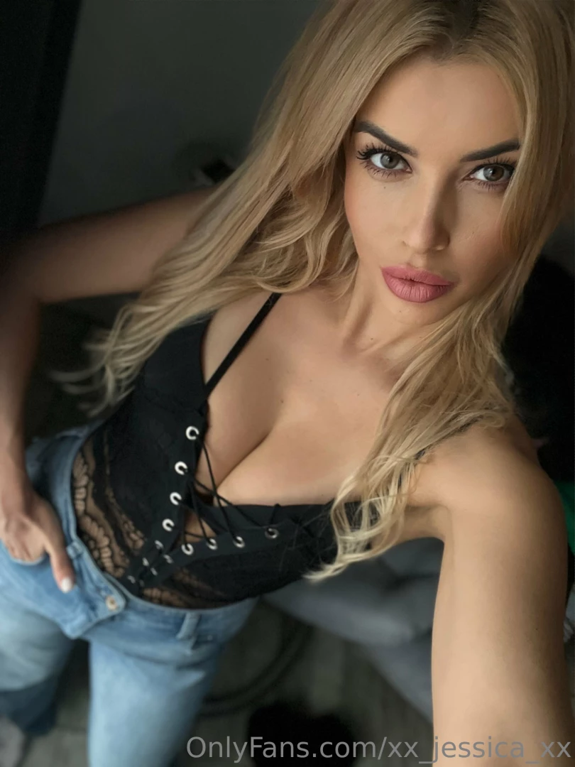 I will give you super hot pleasure for your support enjoy my bundles 